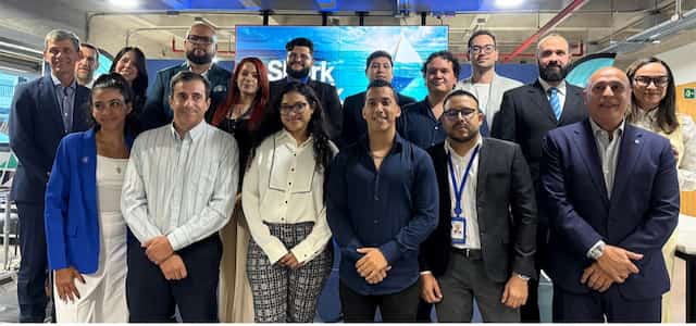 Bancaribe premió las soluciones ganadoras de la primera edición de Shark Bank