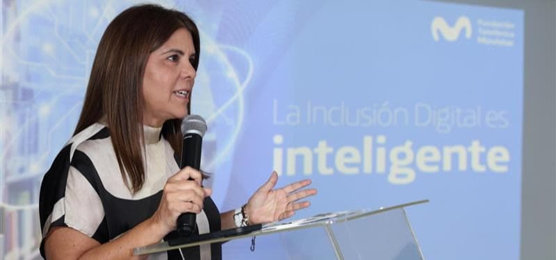 4 de cada 10 docentes ya usan Inteligencia Artificial en el aula según estudio de Fundación Telefónica Movistar