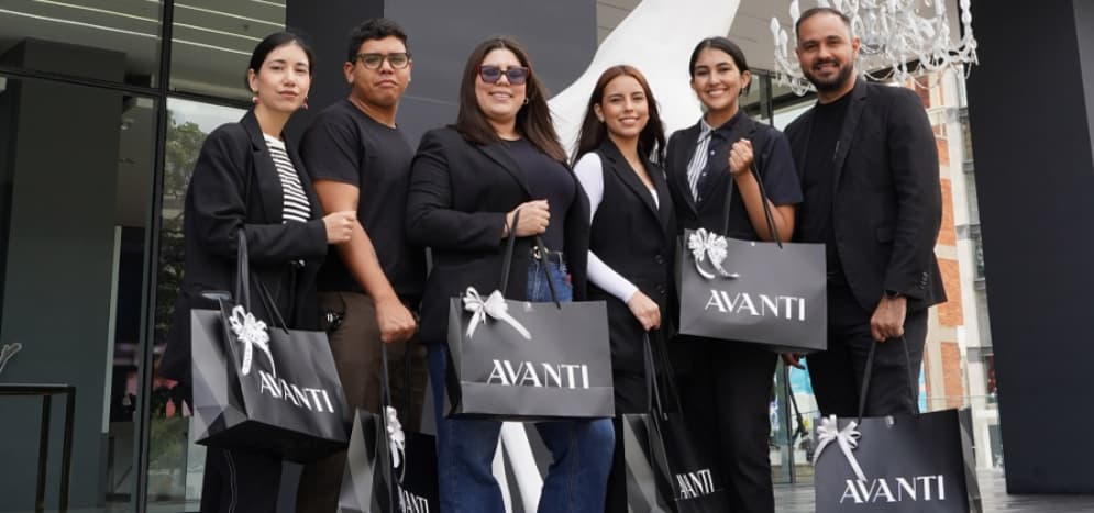 Galería Avanti anuncia su programación especial aniversario con moda, solidaridad y celebración