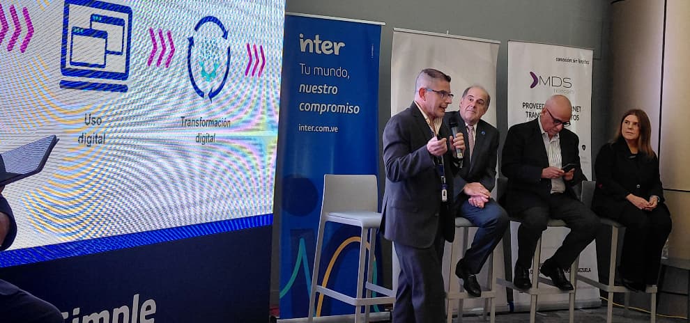 Expertos en el foro de CASETEL, abordan los desafíos y necesidades del ecosistema digital