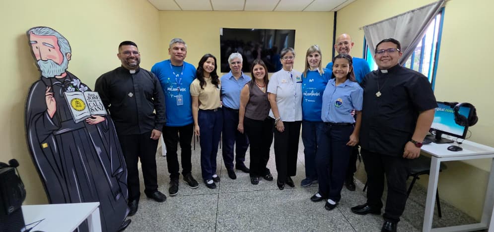 Fundación Telefónica Movistar inaugura Sala Digital e impulsa la robótica educativa en Barquisimeto