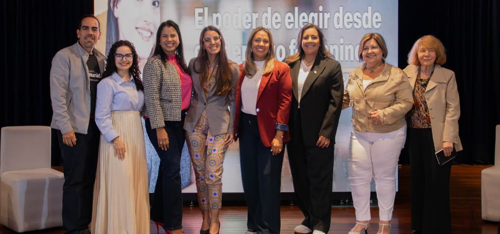Arcos Dorados y la UCV impulsan el liderazgo femenino con propósito