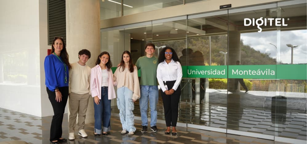 Digitel otorga becas a estudiantes de la Universidad Monteávila