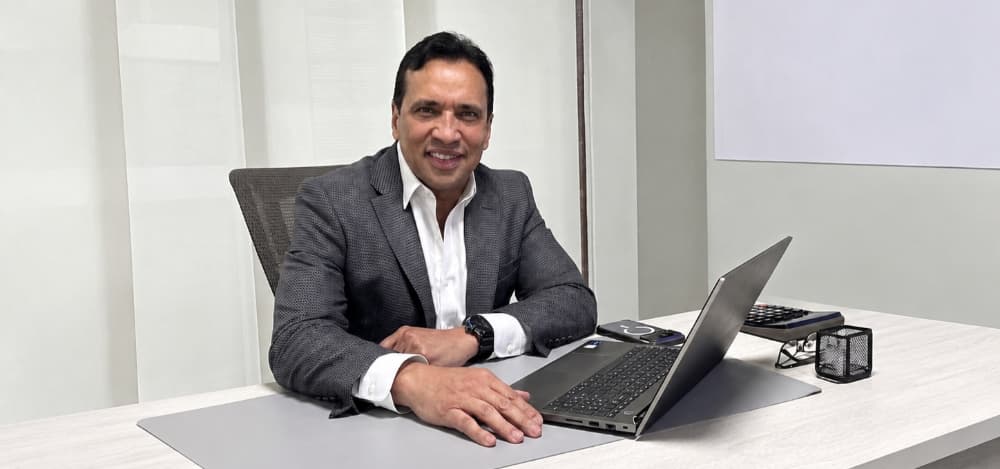 ABSIDE celebra 15 años de liderazgo posicionándose en la cima de la Inteligencia Artificial Empresarial y la tecnología Cloud