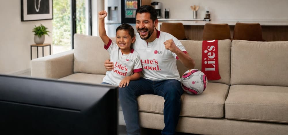Papá vive la fiesta del fútbol en primera fila sin salir de casa